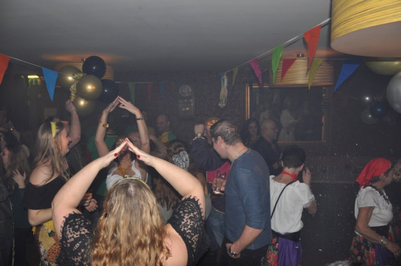 118_20-1502gypsyfeestengel.jpg