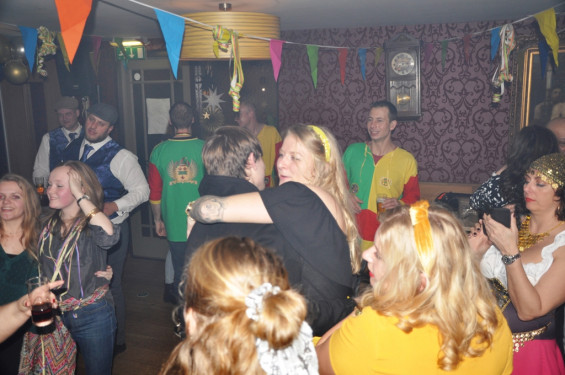 123_20-1502gypsyfeestengel.jpg