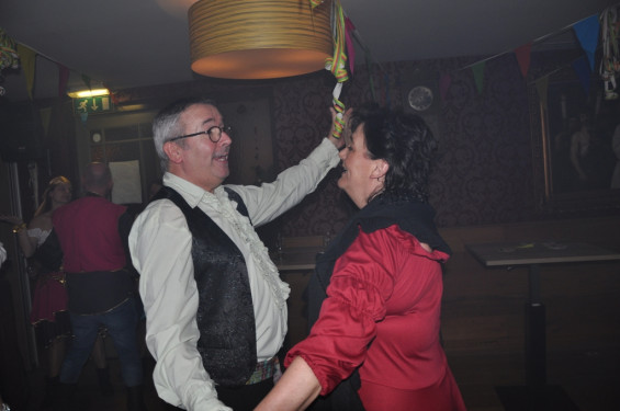 140_20-1502gypsyfeestengel.jpg