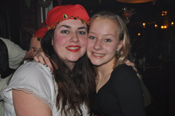 144_20-1502gypsyfeestengel.jpg