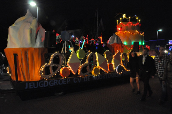 019_23-2102verlichteoptocht.jpg