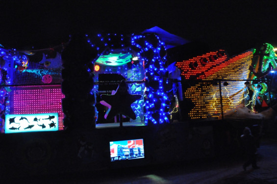 034_23-2102verlichteoptocht.jpg