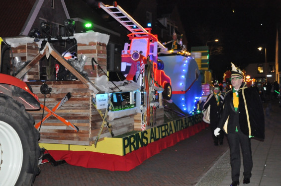 041_23-2102verlichteoptocht.jpg