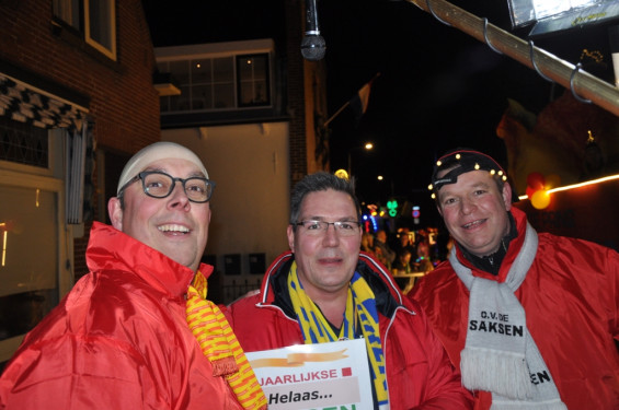 049_23-2102verlichteoptocht.jpg