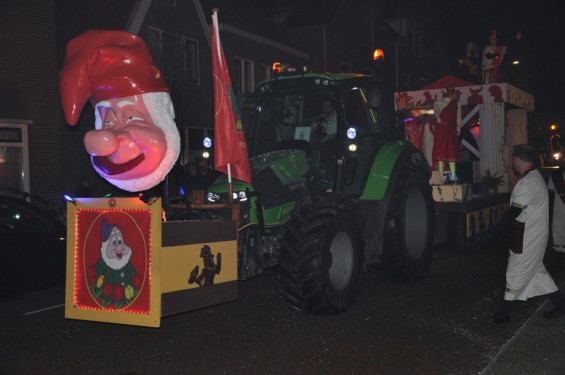 066_23-2102verlichteoptocht.jpg