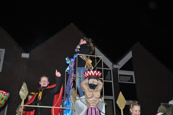 076_23-2102verlichteoptocht.jpg