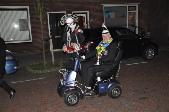 091_23-2102verlichteoptocht.jpg