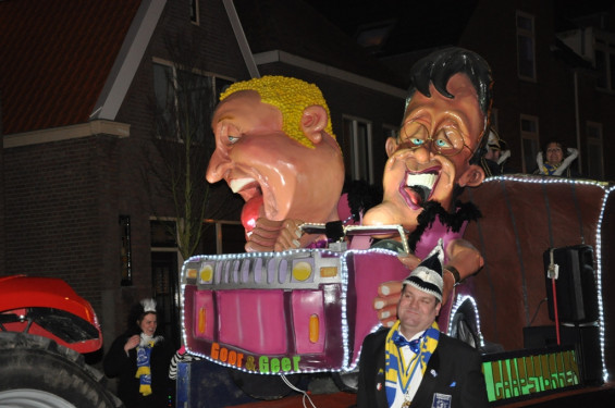 094_23-2102verlichteoptocht.jpg