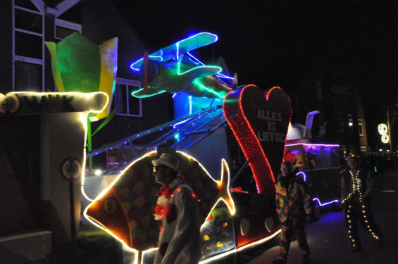 106_23-2102verlichteoptocht.jpg