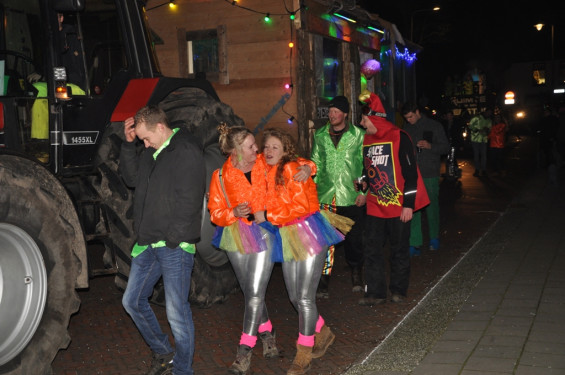 108_23-2102verlichteoptocht.jpg