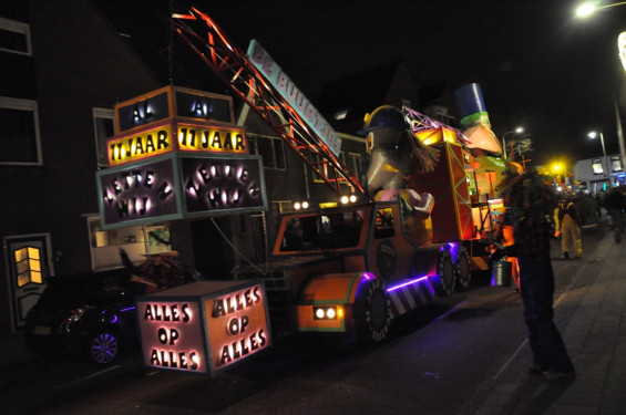 121_23-2102verlichteoptocht.jpg