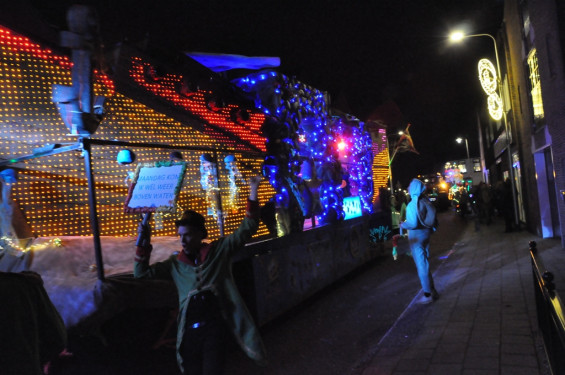 130_23-2102verlichteoptocht.jpg