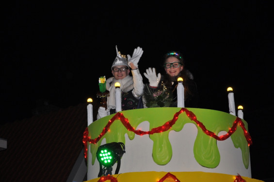 139_23-2102verlichteoptocht.jpg
