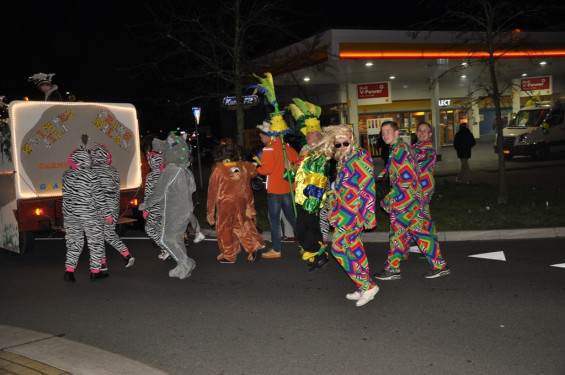 155_23-2102verlichteoptocht.jpg