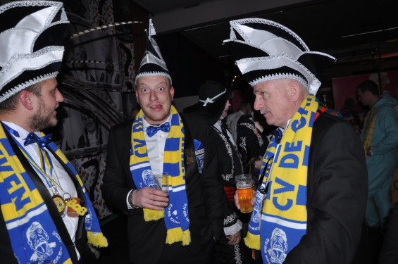 167_23-2102verlichteoptocht.jpg
