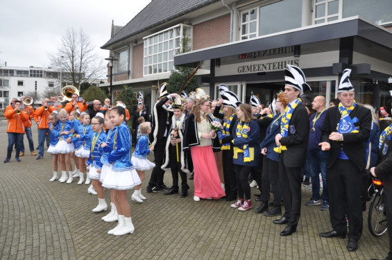 040_24-2202sleuteloverdracht.jpg