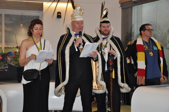 092_24-2202sleuteloverdracht.jpg