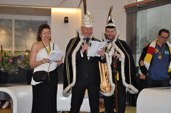 094_24-2202sleuteloverdracht.jpg