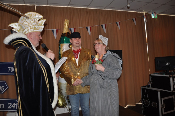 040_31-2502seniorenboerenbruiloft.jpg