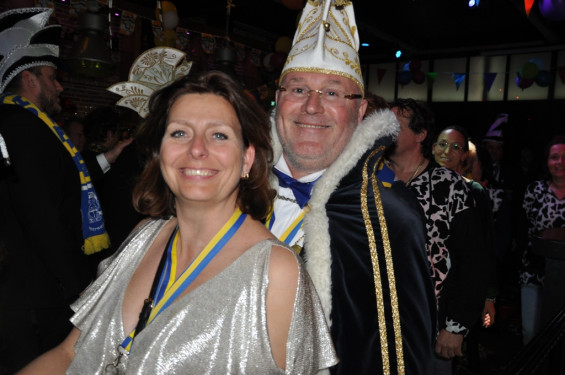 62_32-2502slotbal.jpg